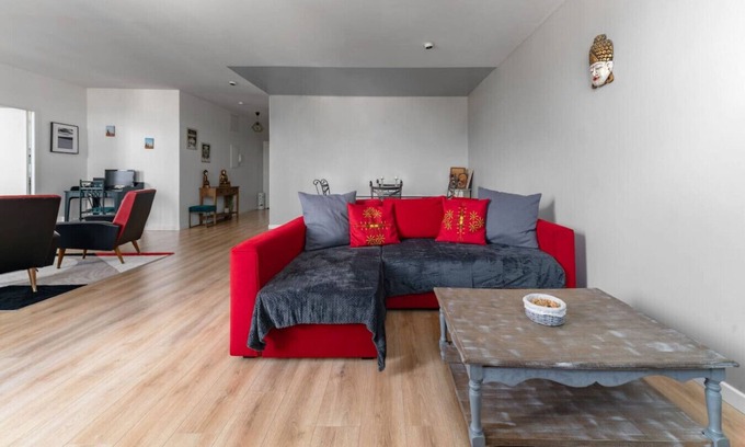 Cœur de Ville Apartment | L'Aromate - 4 place de la Gare - Vichy