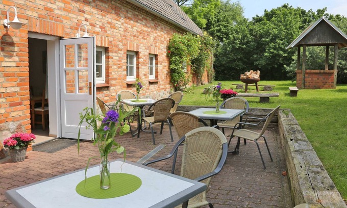 Boiensdorf Apartment | L - Driftwood House, Offer A - Baltic Sea berth P 47