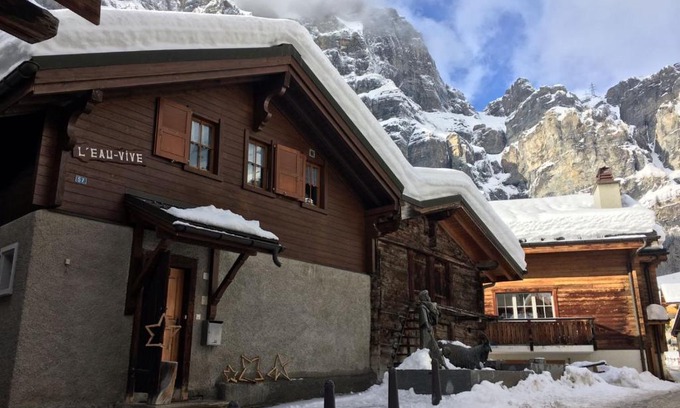 Leukerbad Ski Chalet | L'Eau-Vive