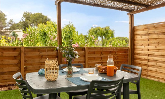 Giens House | L'Estrellus, mobil-home climatisé au cœur du vignoble à quelques mètres de la mer