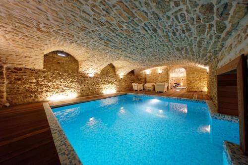 Republique Bed & Breakfast | L'HOTEL PARTICULIER - LE MANS