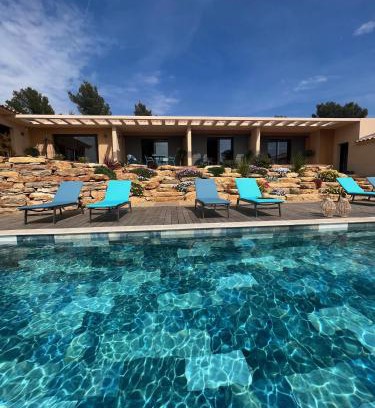 La Cadiere-d'Azur Bed & Breakfast | L' Inattendu, entre terre et mer !