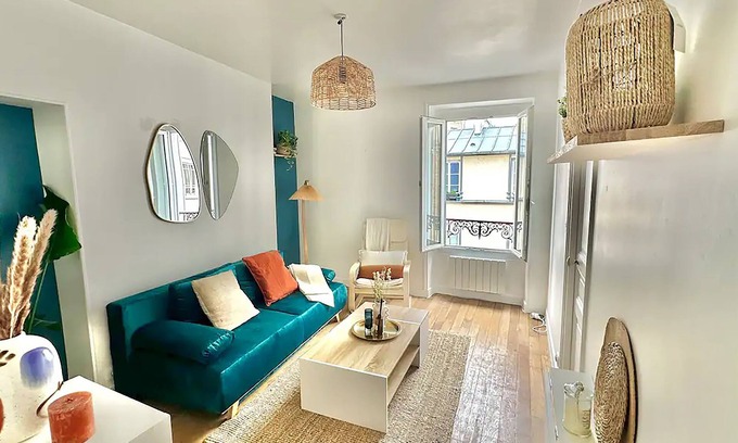 Puteaux Apartment | L'océan Bleu