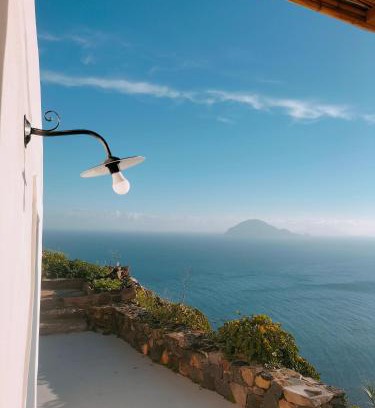 Alicudi House | L'Olivuzza