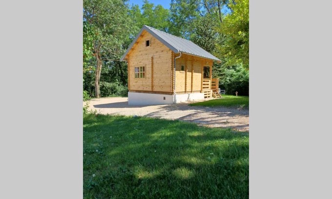 Mesigny Ski Chalet | L'orée des bois , détente et calme .