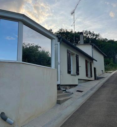 Fontenay-pres-Chablis House | L R de la vallée