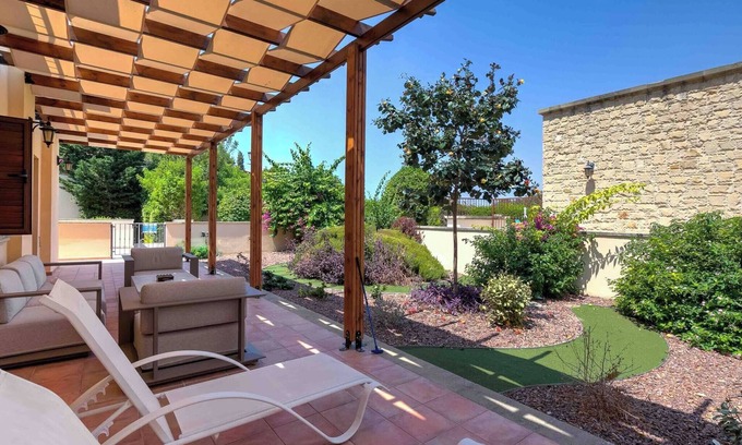 Aphrodite Hills Apartment | L02 Adjacent to Aphrodite Hills- Shared Pool, Patio