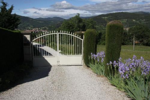 Saint-Felicien Bed & Breakfast | La Bastide de Fontaille