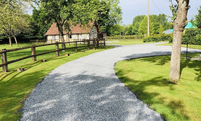Lieuvin Pays d'Auge House | La Bergerie Maison Normande au Calme
