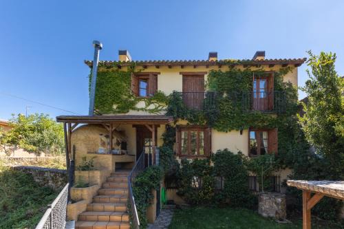 La Serna del Monte House | La Cárcava