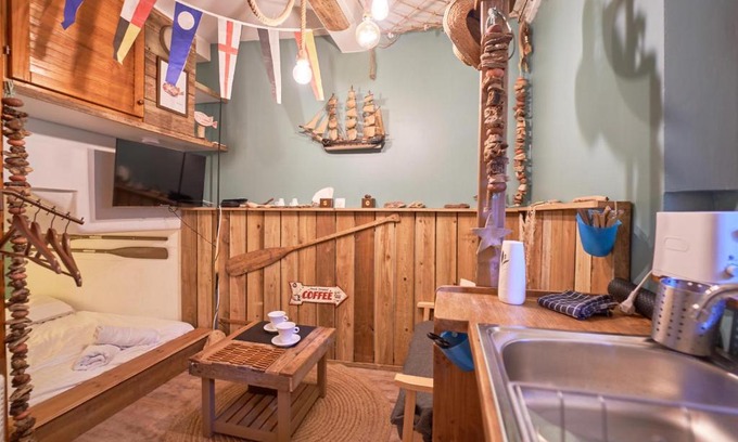 Le Mourillon Apartment | La Cabine du Capitaine - Escale iodé & plage à 100m
