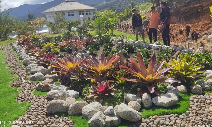 Kundasang Villa | La Cantane Villa in Kundasang offers a spacious villa, with breakfast included