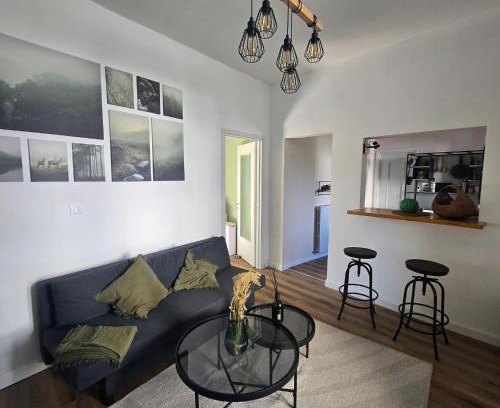 Castel de' Ratti House | La Casa sul Fiume