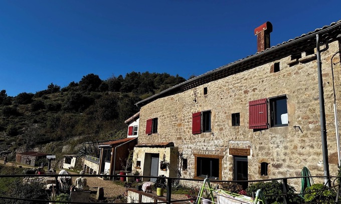 Chalencon House | La Cigale Ardéchoise - A cosy cocoon for two, overlooking the Eyrieux valley