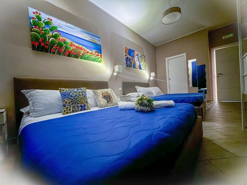 Belpasso Bed & Breakfast | "La città delle 100 sculture" B&B BcenS con parcheggio privato - Belpasso - Etna -