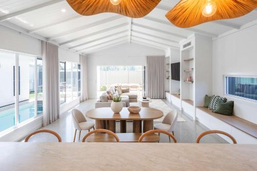 Iluka House | La Concha - Oceanstays - Luxury Holiday Home