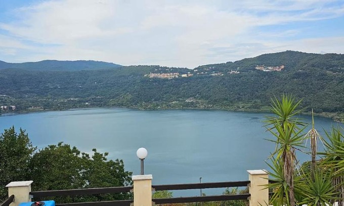 Genzano di Roma House | La Dimora del Lago