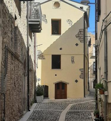 Larino Apartment | La farfalla del vicolo