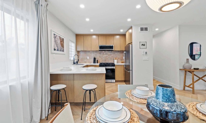 Village of La Jolla House | La Jolla Luxury 2BR | Tesla Charger + Parking