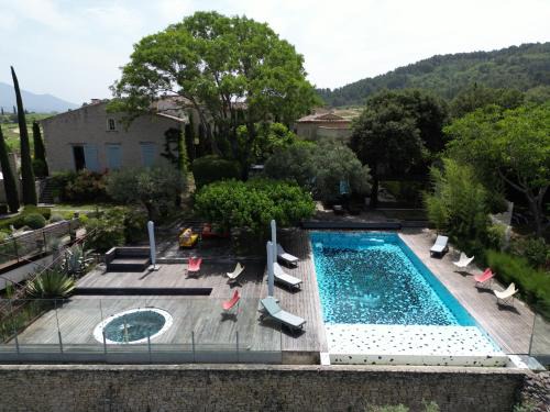 Saint-Saturnin-les-Apt House | La Loggia, Bastide contemporaine avec piscine au coeur du Luberon