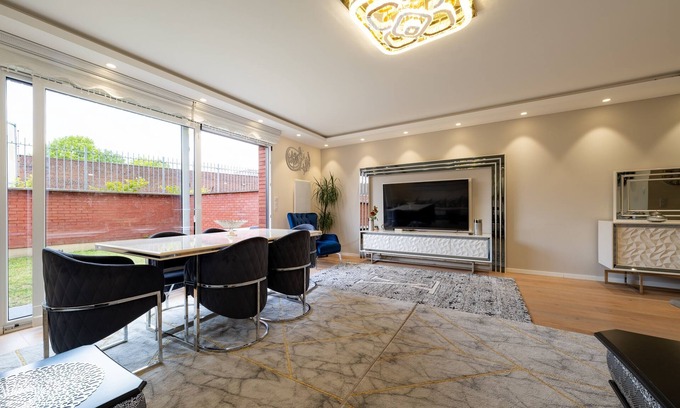 Tourcoing House | La Maison de Rania - Moins d'un km de la gare