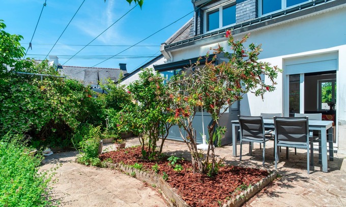 Le Tour-du-Parc House | La Maison des chemins - A pied des sentiers côtiers