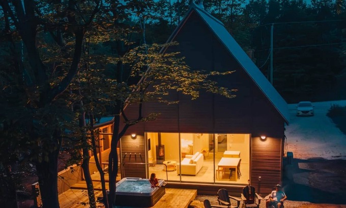 Amherst Ski Chalet | La Niche Kanata Tremblant (260 Retour-aux-Sources)
