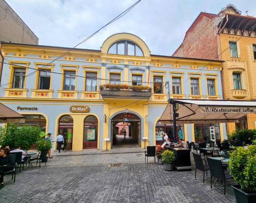 Oradea Apartment | La Opt Apartments