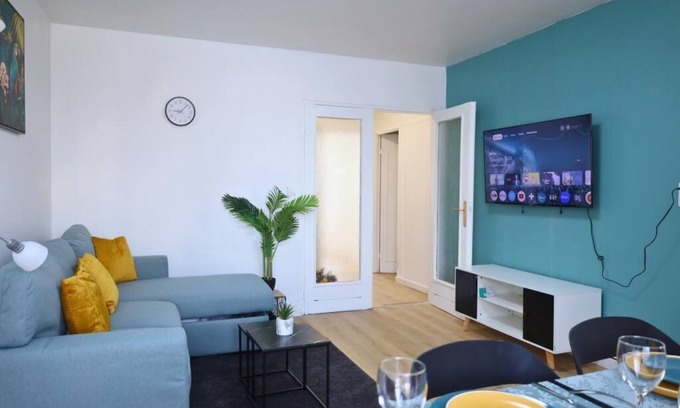 Amiens Nord Apartment | La Pause Franche - Pro & family, Parking - 9 pers