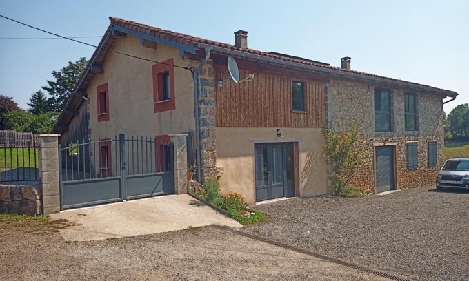 Rimont House | La pensée sauvage, accueil, partage et ressourcement à la ferme