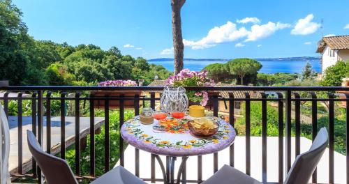 Lake Bracciano Apartment | La perla di Trevignano