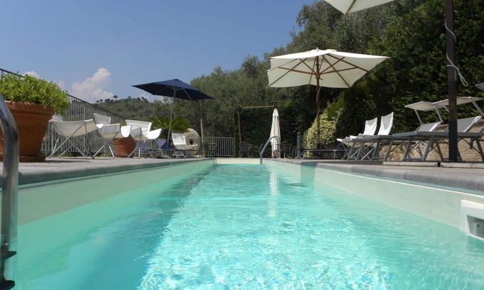 Civezza House | La Piazzetta suitable 4/5 people with pool.n