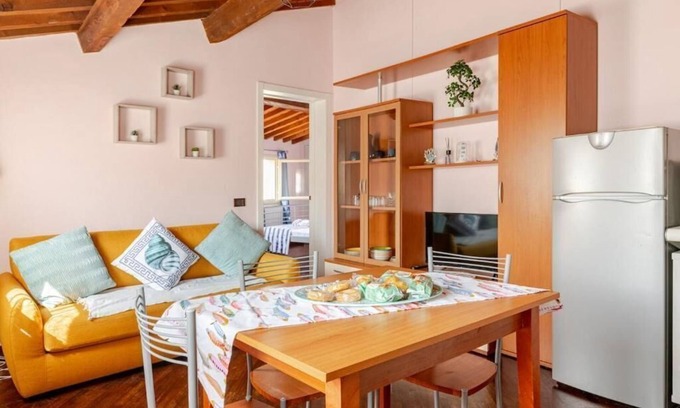 Livorno Apartment | La piccola Venezia apartment