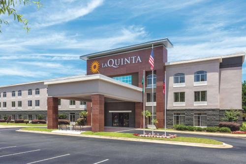 Columbus Hotel | La Quinta by Wyndham Columbus North