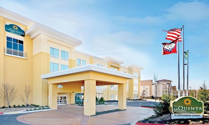 Little Rock Hotel | La Quinta Inn & Suites by Wyndham Little Rock - West