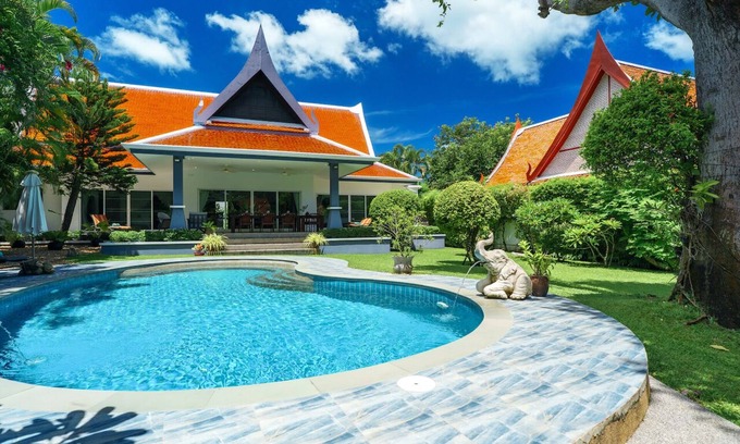 Ban Saiyuan Villa | La Romanee Beautiful Pool Villa 3BR