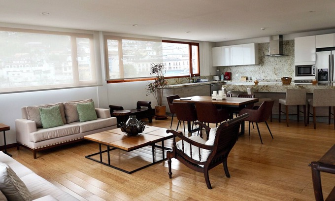 Quito Historic Center Apartment | La Ronda 431 - Apt. #108 (Penthouse)