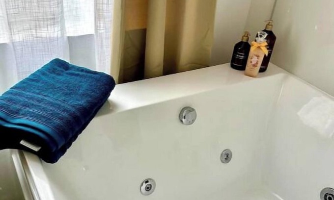 Douai Apartment | La Suite Private Spa Blue in the heart of Douai