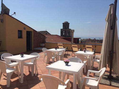 Historical Downtown Salerno Bed & Breakfast | La terrazza sul Duomo B&B
