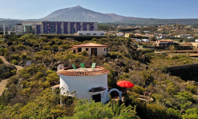 Buen Paso House | La Torre - Finca Tabaiba by TOR