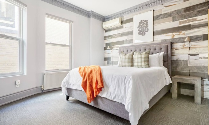 Church and Wellesley Apartment | La TUMU is a charming and unique boutique rooms located in downtown Toronto.