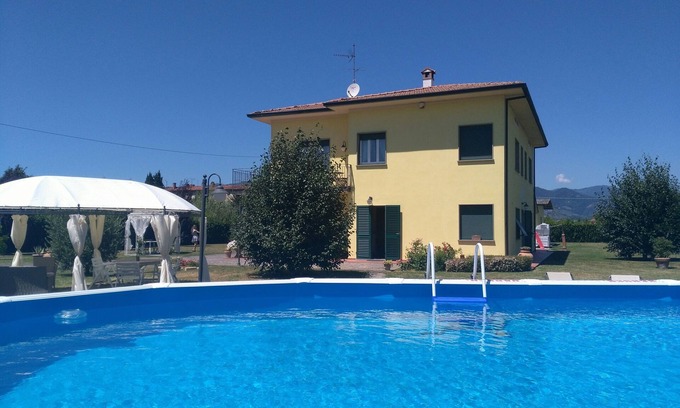 Montecarlo Apartment | La Valinfiore New Charming Apartment with Pool