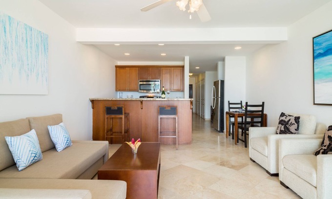 The Bight Condo | La Vista Azul Modern Condo Ocean Views