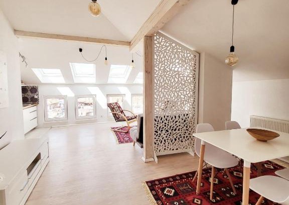 Old Town Apartment | La Vita E Bella
