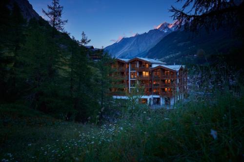 Zermatt Apartment | La Vue Luxury Living Apartments