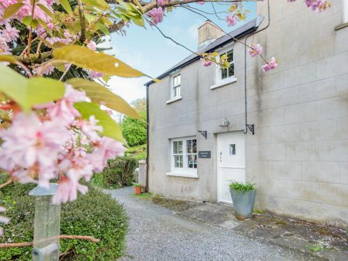 Cresswell Quay House | Laburnham Cottage