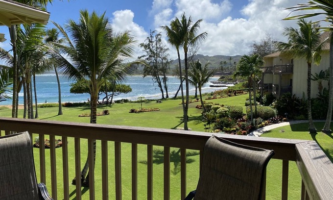 Wailua Condo | Lae Nani 336. Top floor 2-bedroom condo with beautiful ocean views at attractive rates.