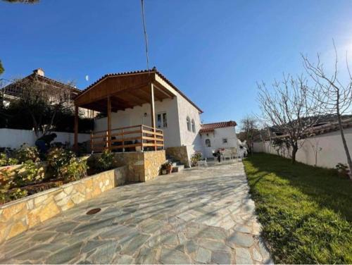 Kalyvia Thorikou House | Lagonisi MAGIC HOME RELAXATION