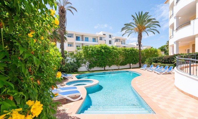 Porto de Mos Apartment | LAGOS OCEAN VIEW 3 WITH POOL by HOMING