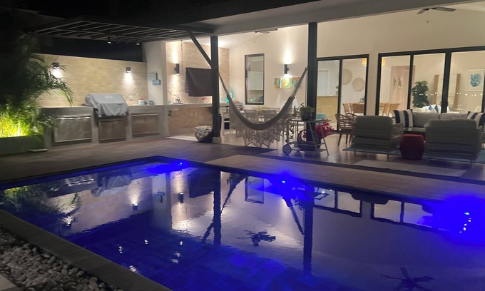 Playa Blanca House | Laguna Townhome 17